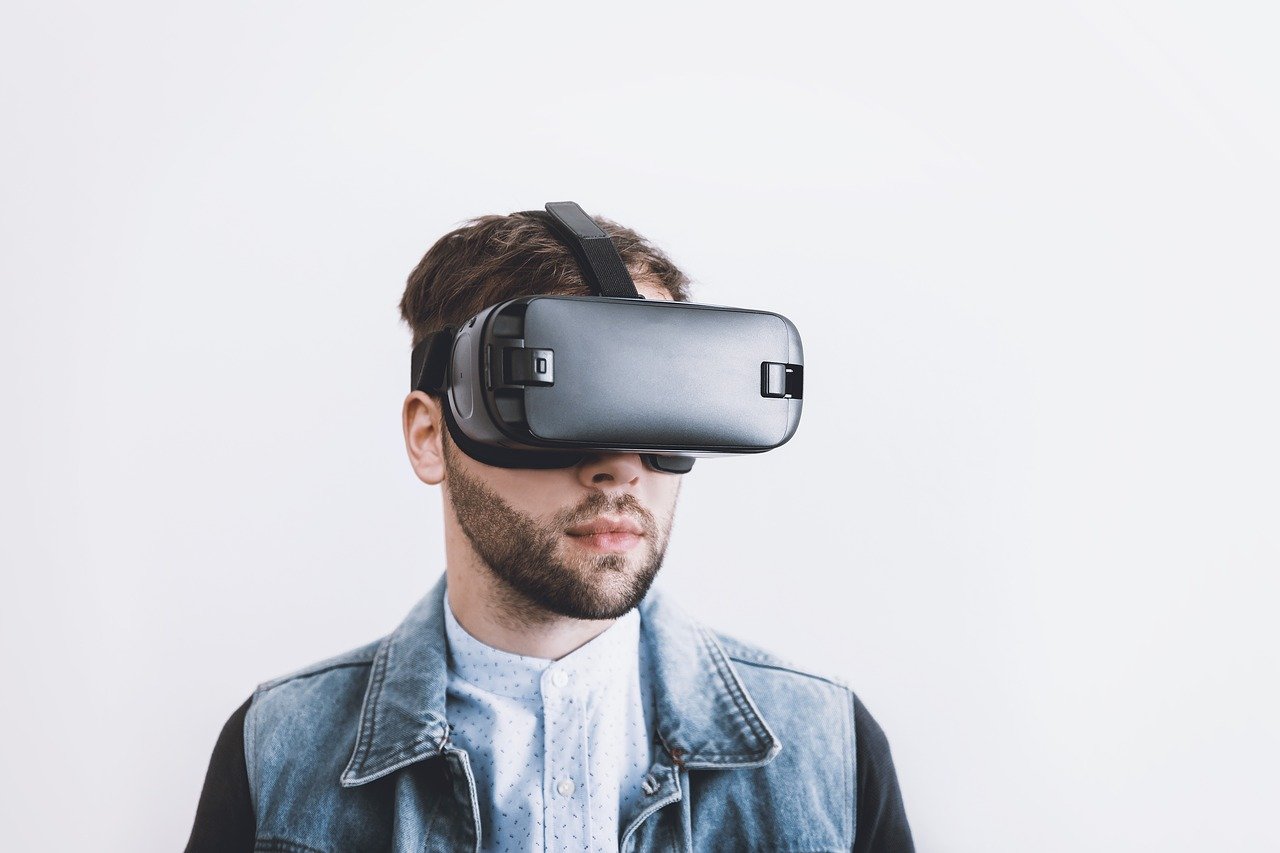 Kết hợp việc sử dụng trí tuệ nhân tạo 3D với công nghệ AR và VR